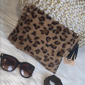 🐆 LEOPARD PRINT FAUX FUR PURSE 🐆
